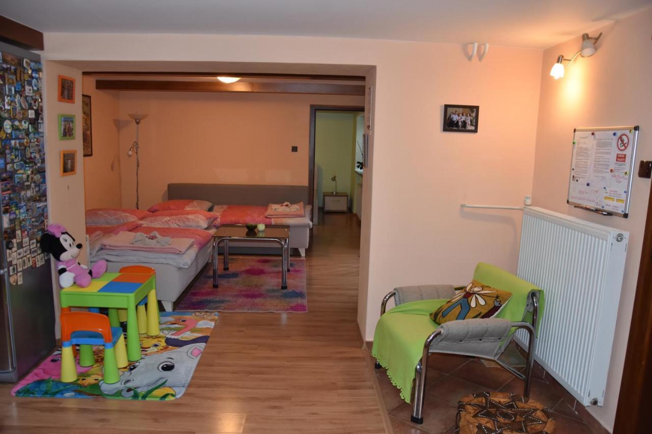 Dafinka Apartment Banska Bystrica Luaran gambar