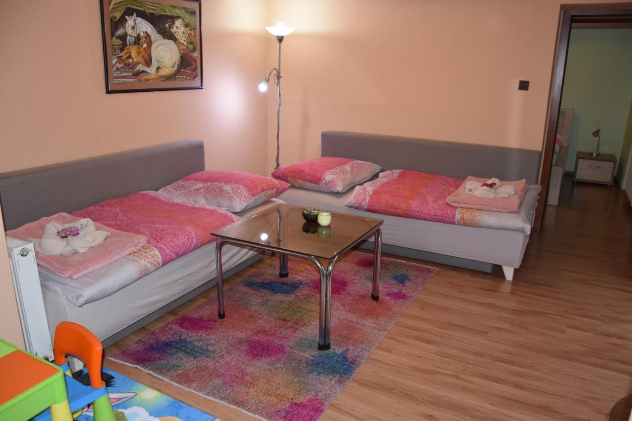 Dafinka Apartment Banska Bystrica Luaran gambar