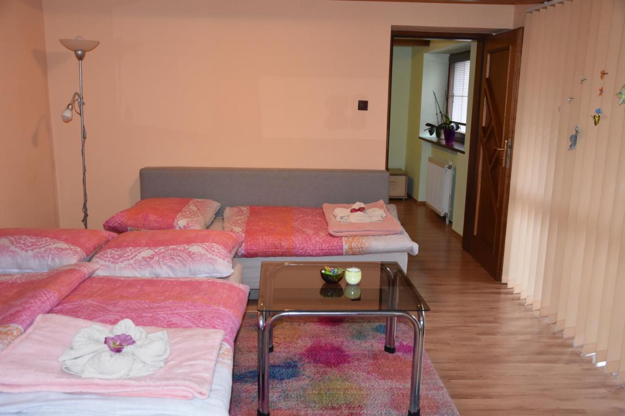 Dafinka Apartment Banska Bystrica Luaran gambar