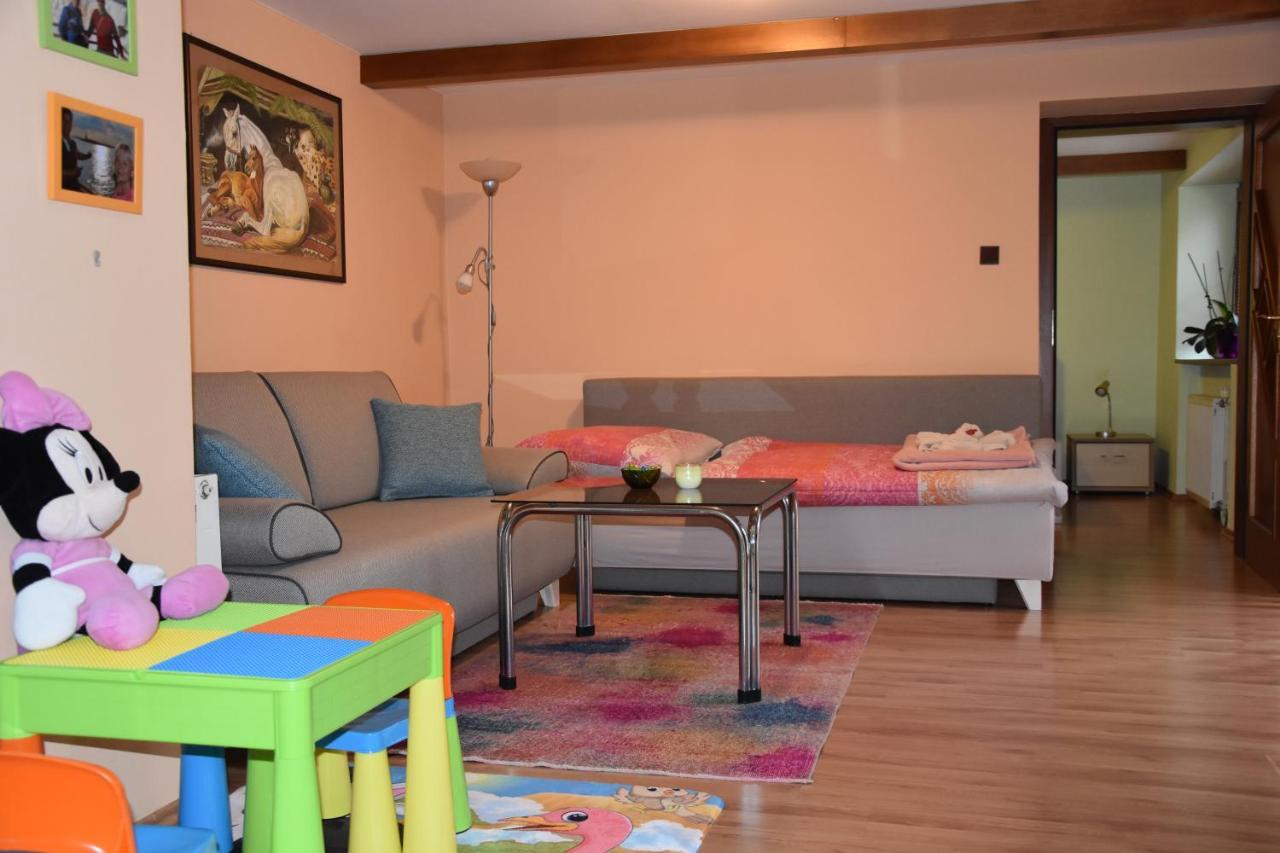 Dafinka Apartment Banska Bystrica Luaran gambar