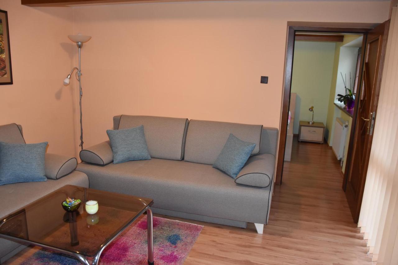 Dafinka Apartment Banska Bystrica Luaran gambar