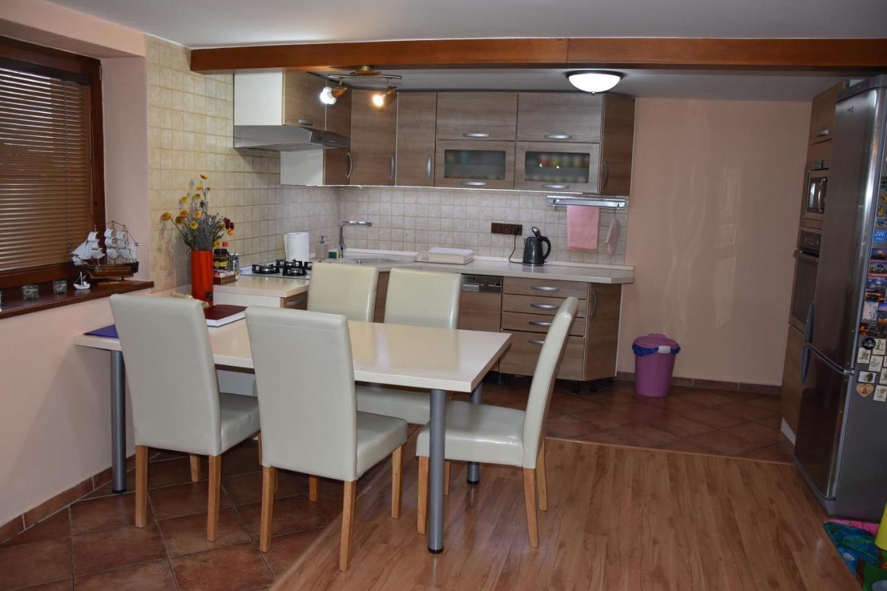 Dafinka Apartment Banska Bystrica Luaran gambar