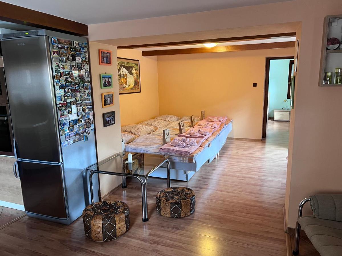 Dafinka Apartment Banska Bystrica Luaran gambar